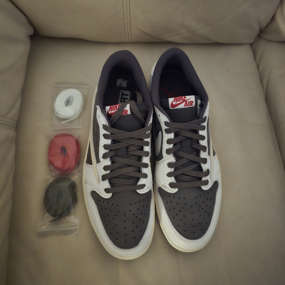 Travis Scott Low-Top Sneakers in White, Dark Brown and Red Accents